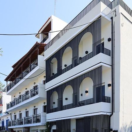 Uphill Unique Boutique Suites Скиатос Экстерьер фото
