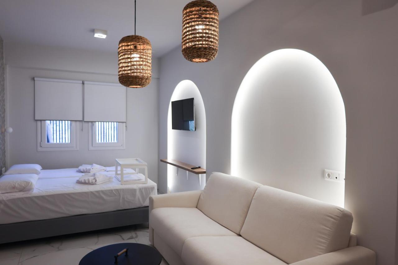 Uphill Unique Boutique Suites Скиатос Экстерьер фото