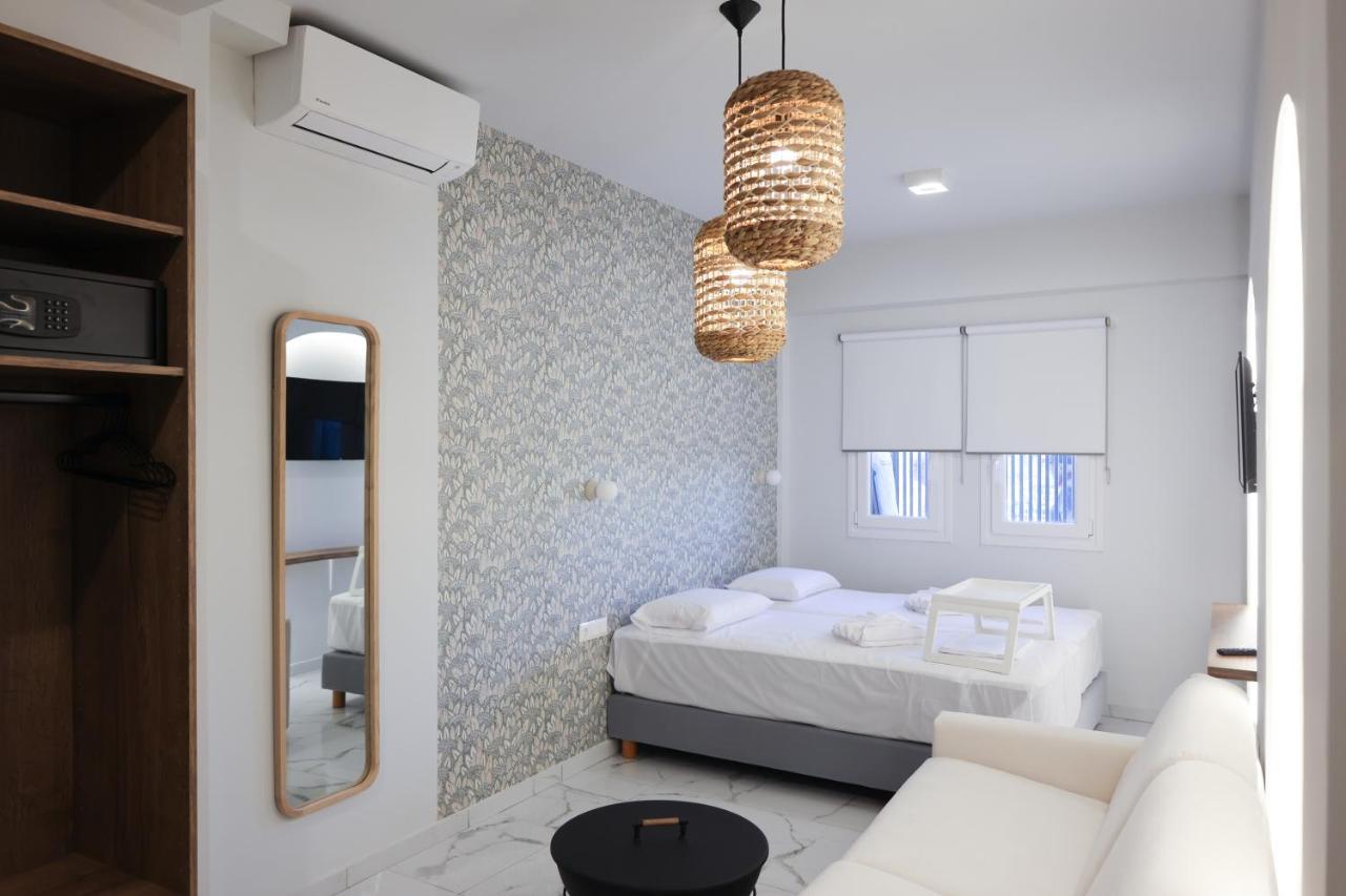Uphill Unique Boutique Suites Скиатос Экстерьер фото