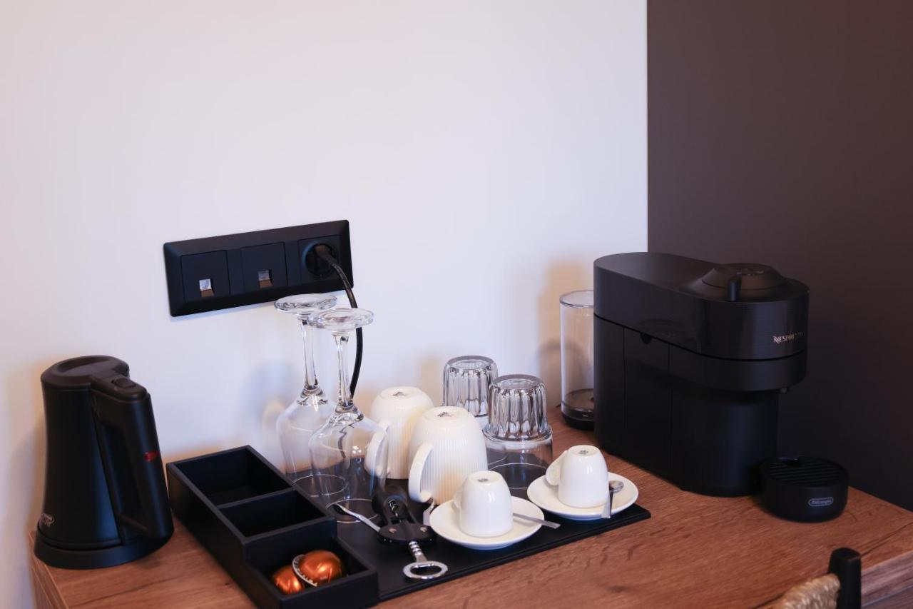 Uphill Unique Boutique Suites Скиатос Экстерьер фото