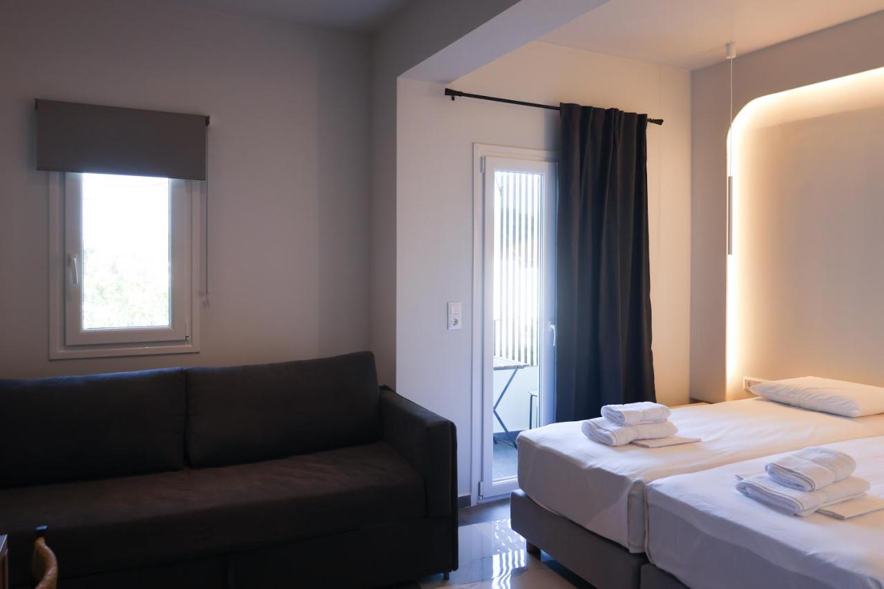 Uphill Unique Boutique Suites Скиатос Экстерьер фото
