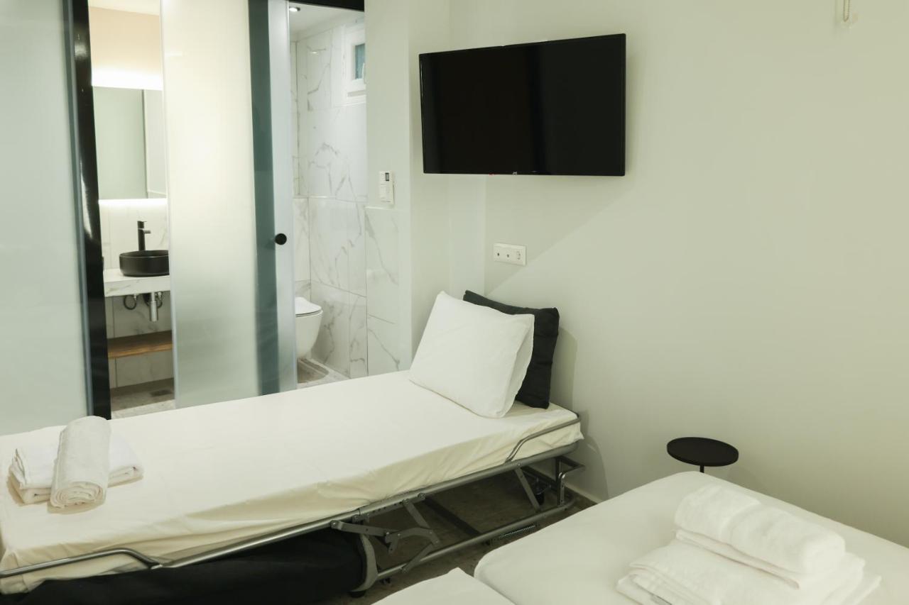 Uphill Unique Boutique Suites Скиатос Экстерьер фото