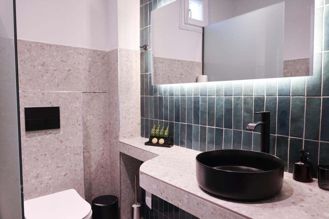 Uphill Unique Boutique Suites Скиатос Экстерьер фото